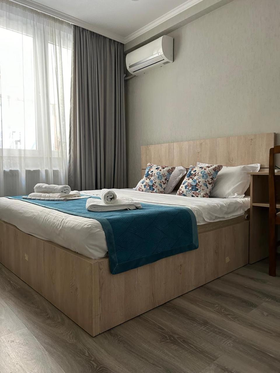 Tbilisi Center Hotel Eksteriør bilde